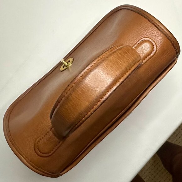 Coach Vintage Manor Bag 1995 British Tan 9977 Brass Hardware Shoulder Strap& Tag - Picture 10 of 16